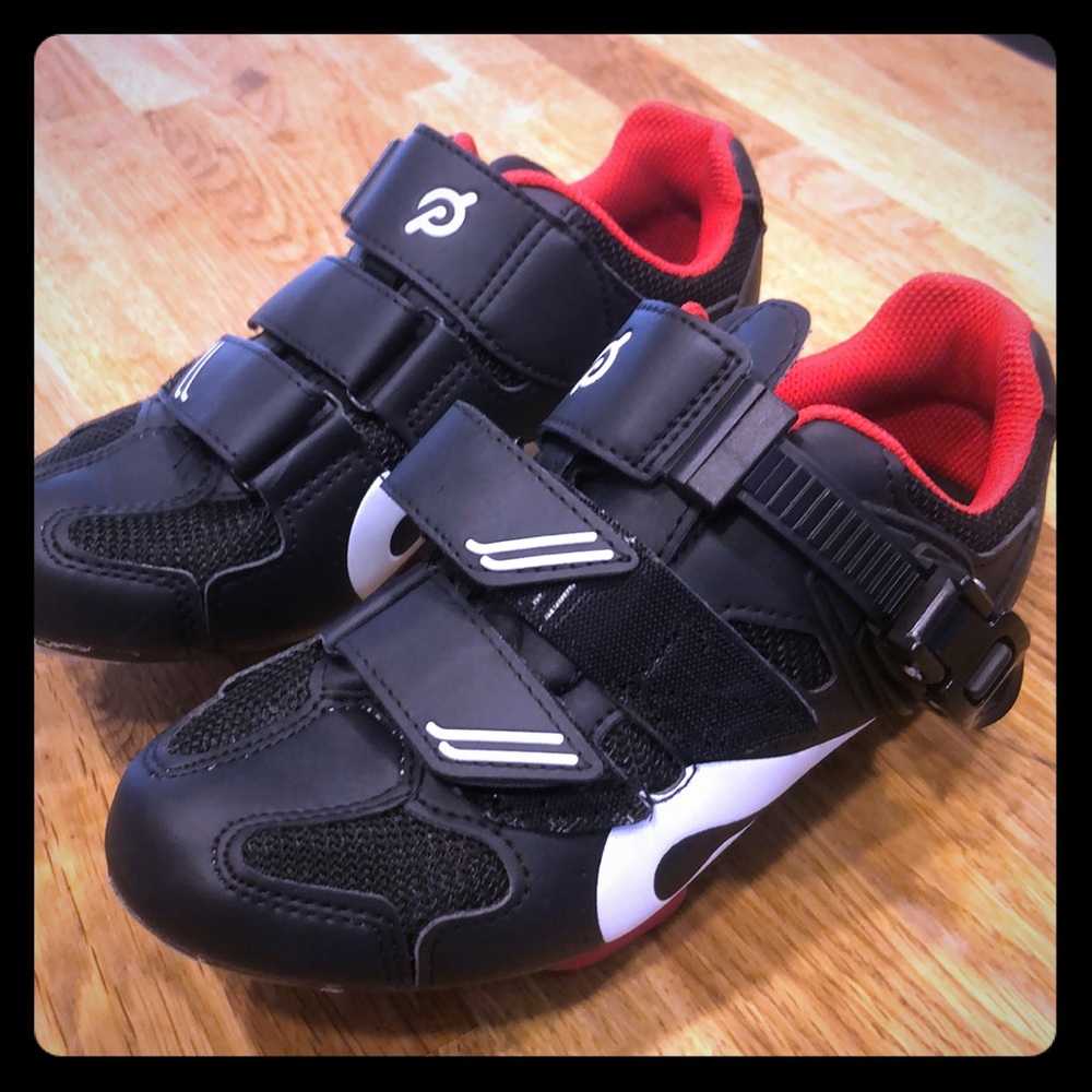 Peloton Women’s Shoes w/ Cleats Size 6 US/36 Euro
